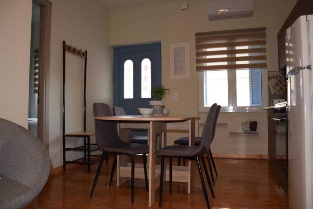 Laundry House Apartment Sinarádes Екстериор снимка
