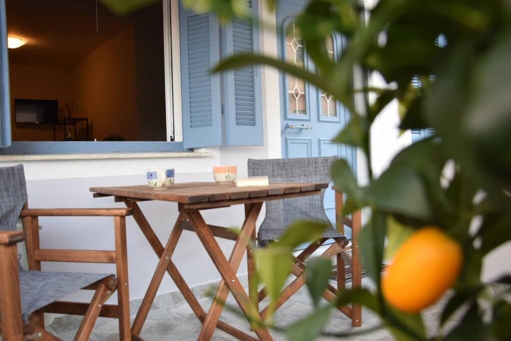 Laundry House Apartment Sinarádes Екстериор снимка