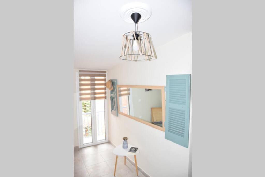 Laundry House Apartment Sinarádes Екстериор снимка