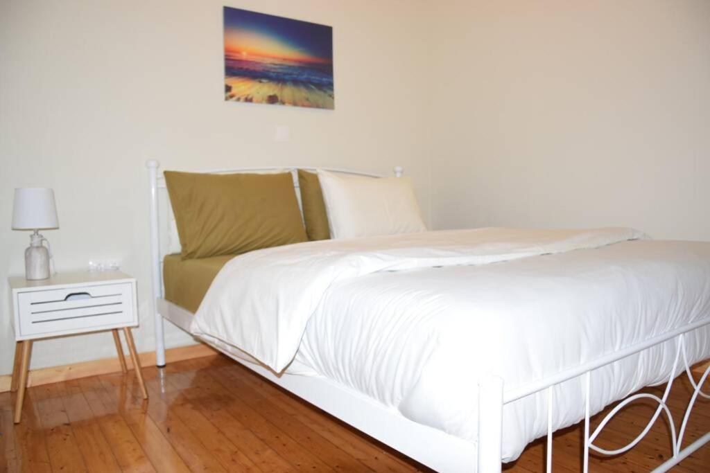 Laundry House Apartment Sinarádes Екстериор снимка